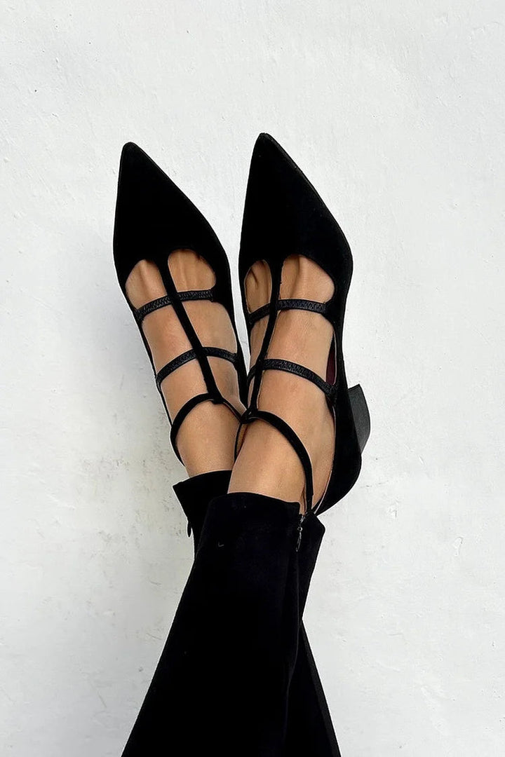 Ingerine | Elegant flats med feminine stropper