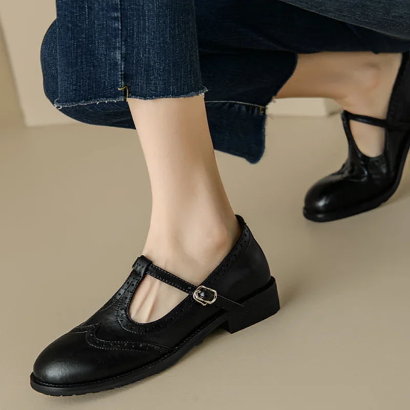 Aasfrøy™ | Elegant T-Rem Mary Janes
