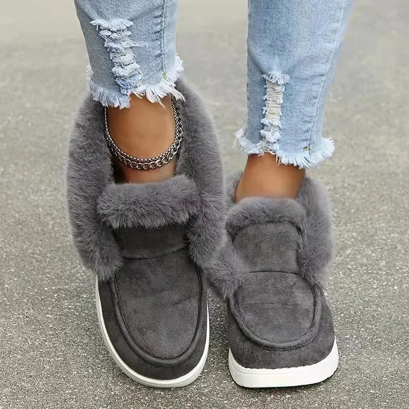 OrthoChic – Kvinne Plush Slip-On Støvler