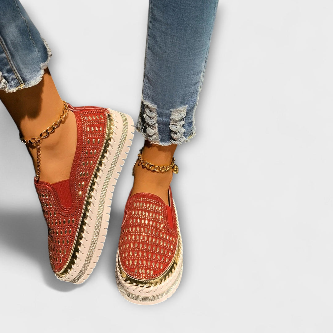 Kenna | Slip-on med perforert design