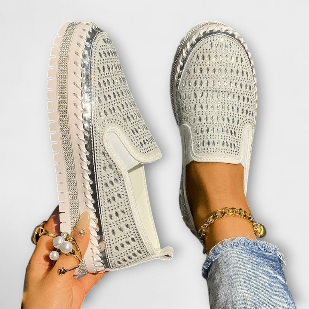 Kenna | Slip-on med perforert design