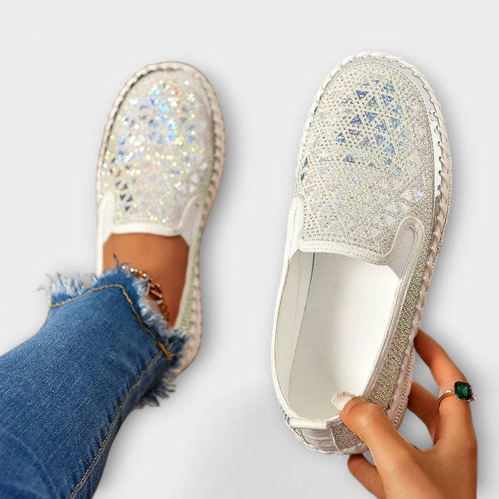 Vada | Slip-ons med luksuriøst glansmønster