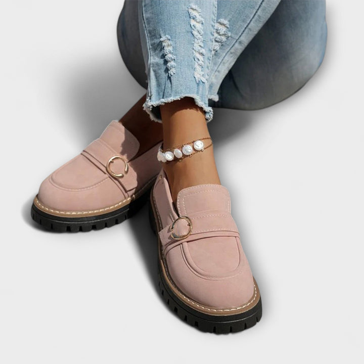Poet | Loafers med gullspenne