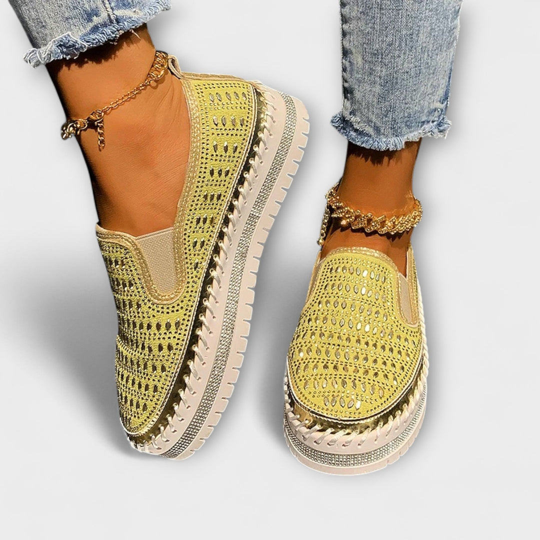 Kenna | Slip-on med perforert design