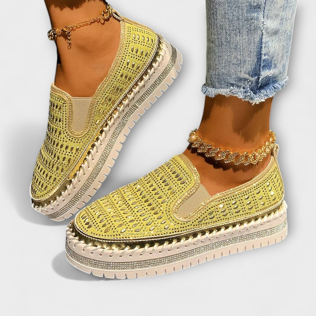 Kenna | Slip-on med perforert design