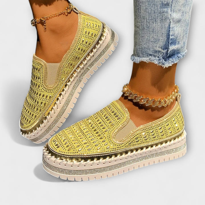 Kenna | Slip-on med perforert design
