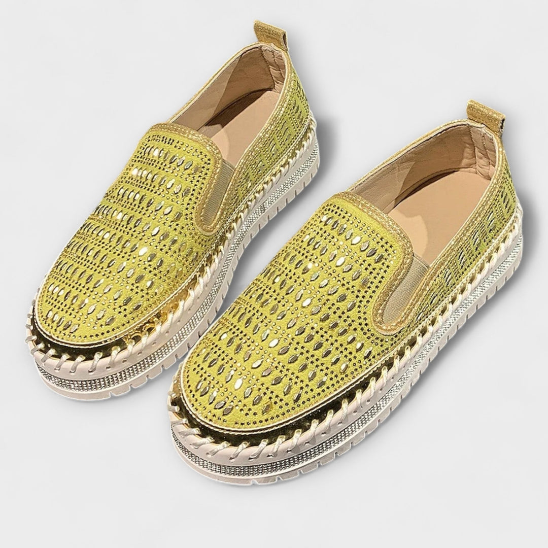 Kenna | Slip-on med perforert design