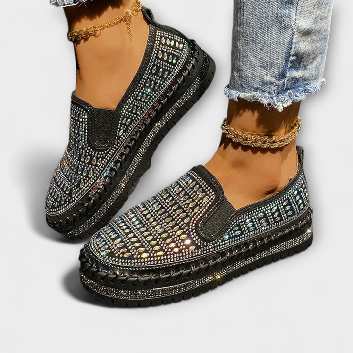 Kenna | Slip-on med perforert design