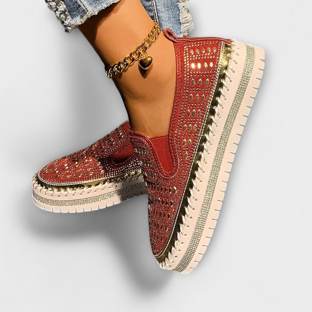 Kenna | Slip-on med perforert design