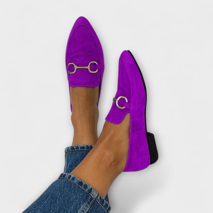 Florence | Klassiske semskede loafers med metallspenne