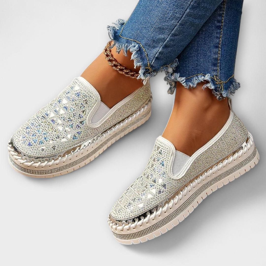 Vada | Slip-ons med luksuriøst glansmønster