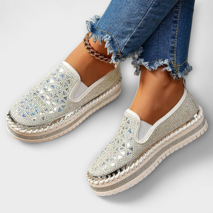 Vada | Slip-ons med luksuriøst glansmønster